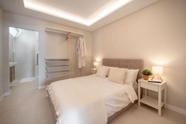 4 soverom Penthouse til salgs i Nueva Andalucia, Marbella med svømmebasseng garasje - € 845 000 (Ref: 9393470)