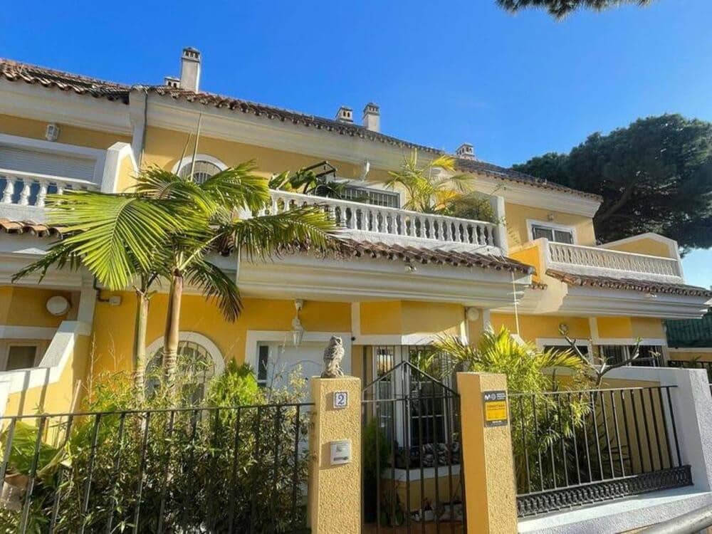 4 sypialnia Dom na sprzedaż w Mijas Costa z basenem - 660 000 € (Ref: 9402721)