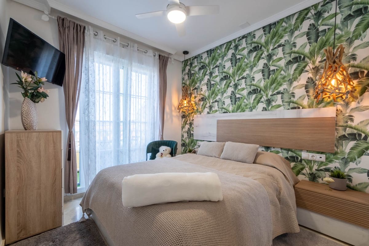 4 sypialnia Dom na sprzedaż w Mijas Costa z basenem - 660 000 € (Ref: 9402721)