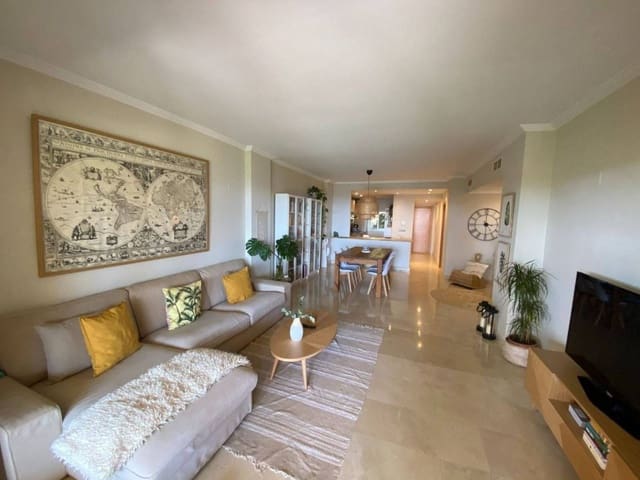 2 bedroom Apartment for sale in Estepona with pool - € 350,000 (Ref: 9407854)