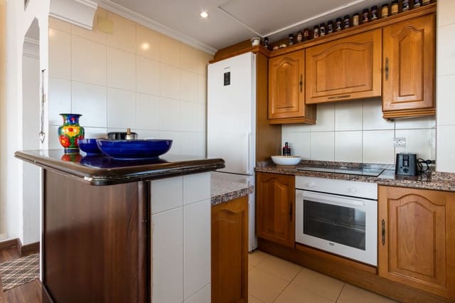 2 makuuhuone Kattohuoneisto myytävänä paikassa Torrequebrada, Benalmádena mukana uima-altaan 
autotalli - 420 000 € (Ref: 9409056)