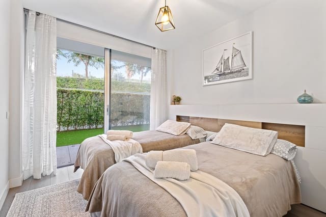 2 makuuhuone Huoneisto myytävänä paikassa Estepona mukana uima-altaan 
autotalli - 795 000 € (Ref: 9410298)