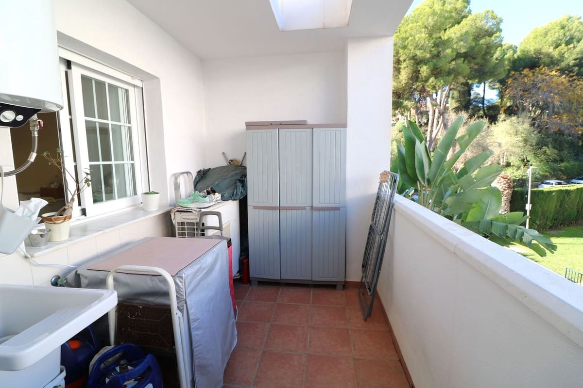 2 makuuhuone Huoneisto myytävänä paikassa Marbella mukana uima-altaan 
autotalli - 445 000 € (Ref: 9410306)