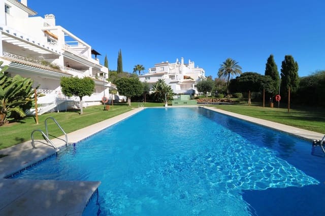 2 sovrum Lägenhet till salu i Rio Real - Los Monteros, Marbella med pool garage - 445 000 € (Ref: 9410306)