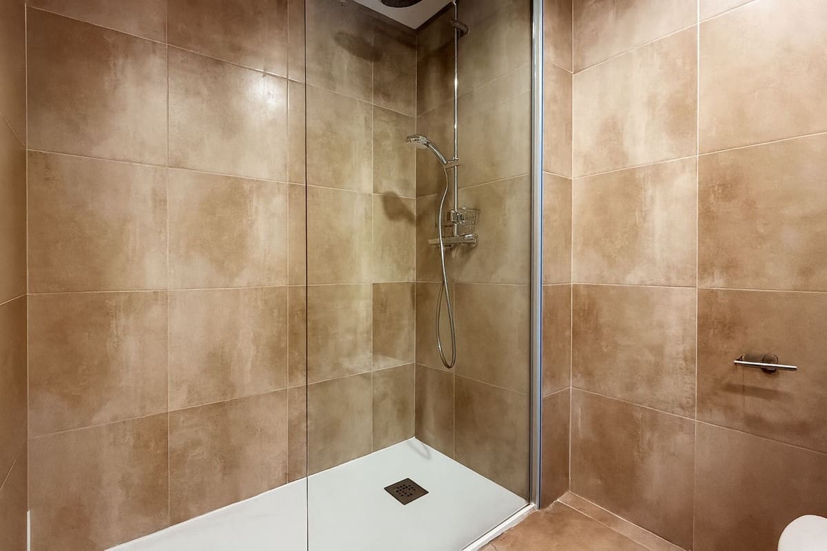 2 bedroom Apartment for sale in New Golden Mile with pool garage - € 349,000 (Ref: 9414569)