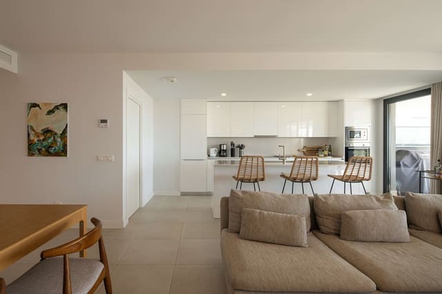 4 bedroom Apartment for sale in Estepona with pool garage - € 885,000 (Ref: 9424162)