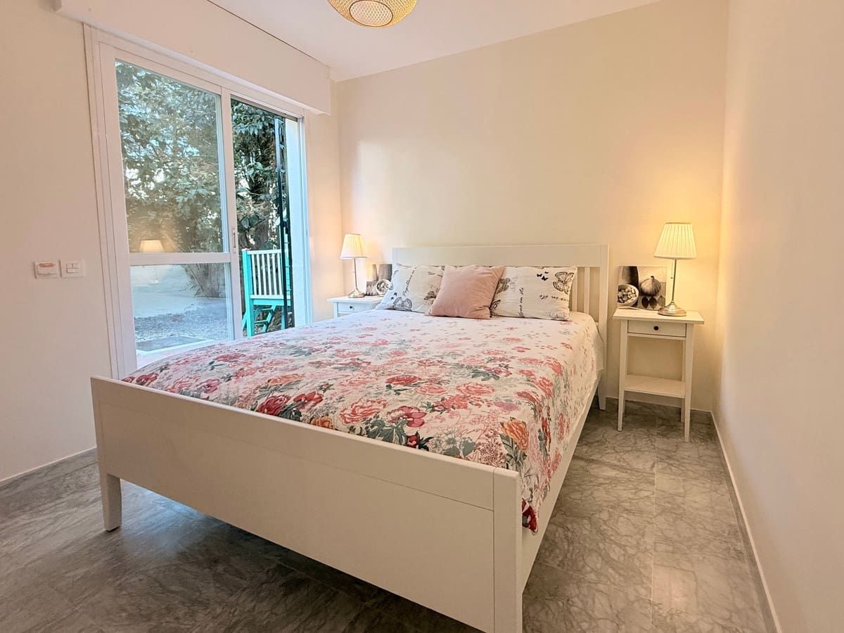 3 Zimmer Apartment zu verkaufen in Puerto Banus mit Pool - 430.000 € (Ref: 9425392)