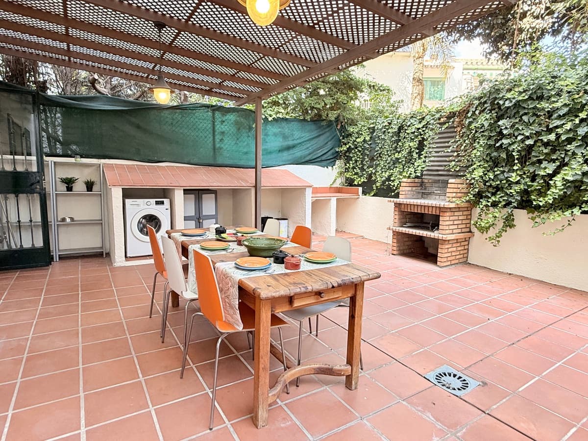 3 Zimmer Apartment zu verkaufen in Puerto Banus mit Pool - 430.000 € (Ref: 9425392)