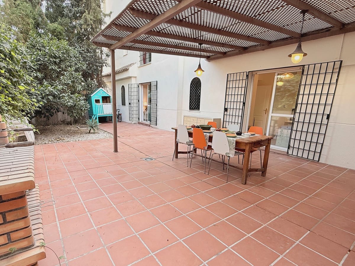 3 Zimmer Apartment zu verkaufen in Puerto Banus mit Pool - 430.000 € (Ref: 9425392)