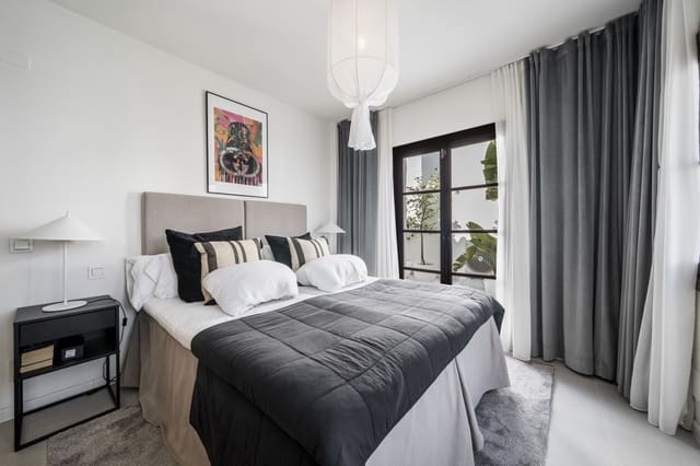 3 bedroom Apartment for sale in Nueva Andalucia, Marbella with pool garage - € 765,000 (Ref: 9425393)