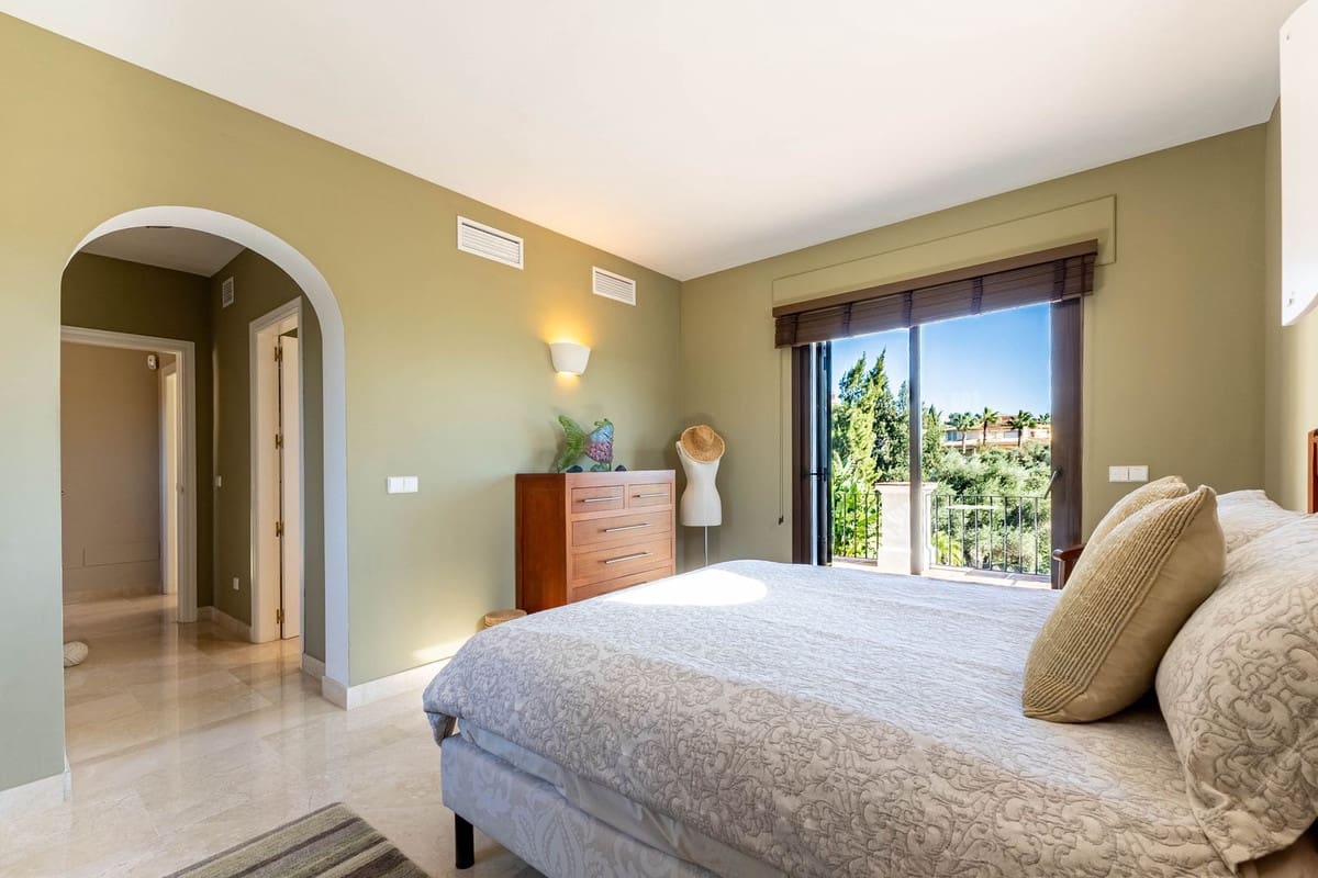 5 soveværelse Villa til salg i Mijas Golf med swimmingpool garage - € 1.500.000 (Ref: 9425394)