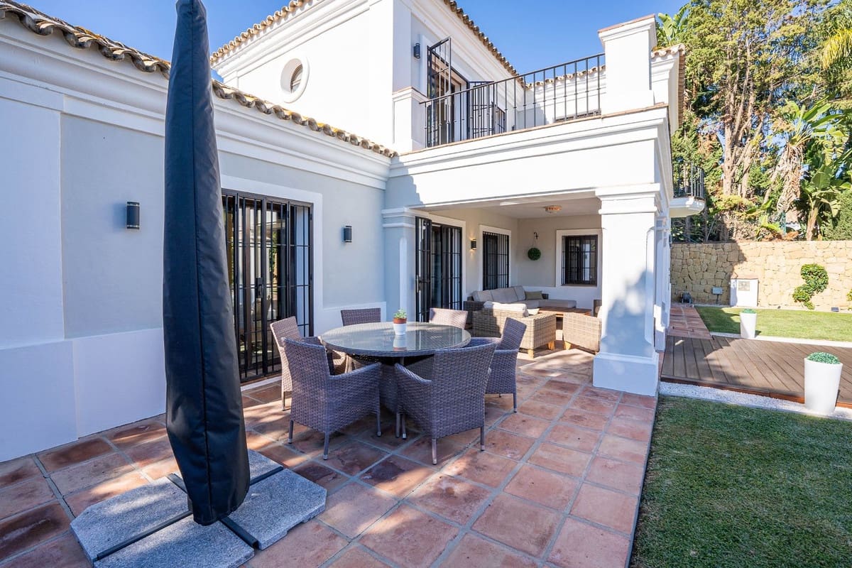 5 soveværelse Villa til salg i Mijas Golf med swimmingpool garage - € 1.500.000 (Ref: 9425394)