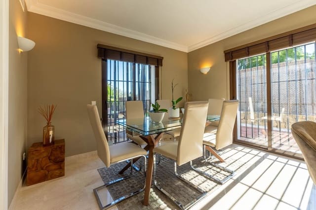 5 soveværelse Villa til salg i Mijas Golf, Mijas med swimmingpool garage - € 1.500.000 (Ref: 9425394)