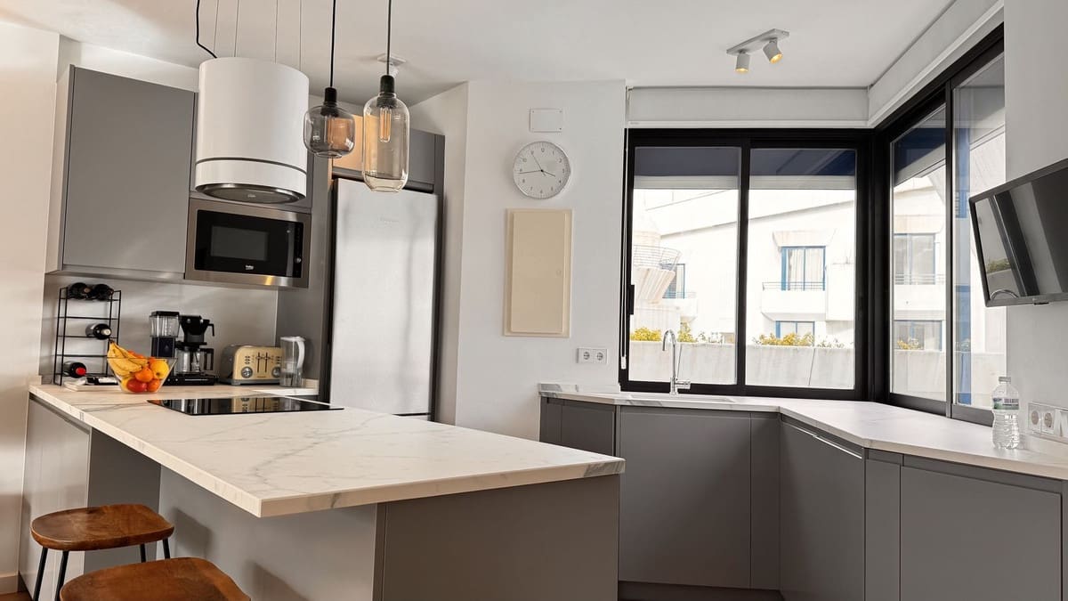 3 slaapkamer Penthouse te koop in Marbella met zwembad garage - € 935.000 (Ref: 9438983)