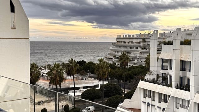 3 slaapkamer Penthouse te koop in Marbella met zwembad garage - € 935.000 (Ref: 9438983)