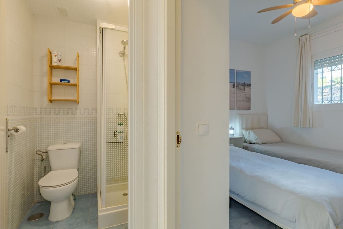 2 Zimmer Apartment zu verkaufen in Calahonda mit Pool Garage - 339.000 € (Ref: 9440027)