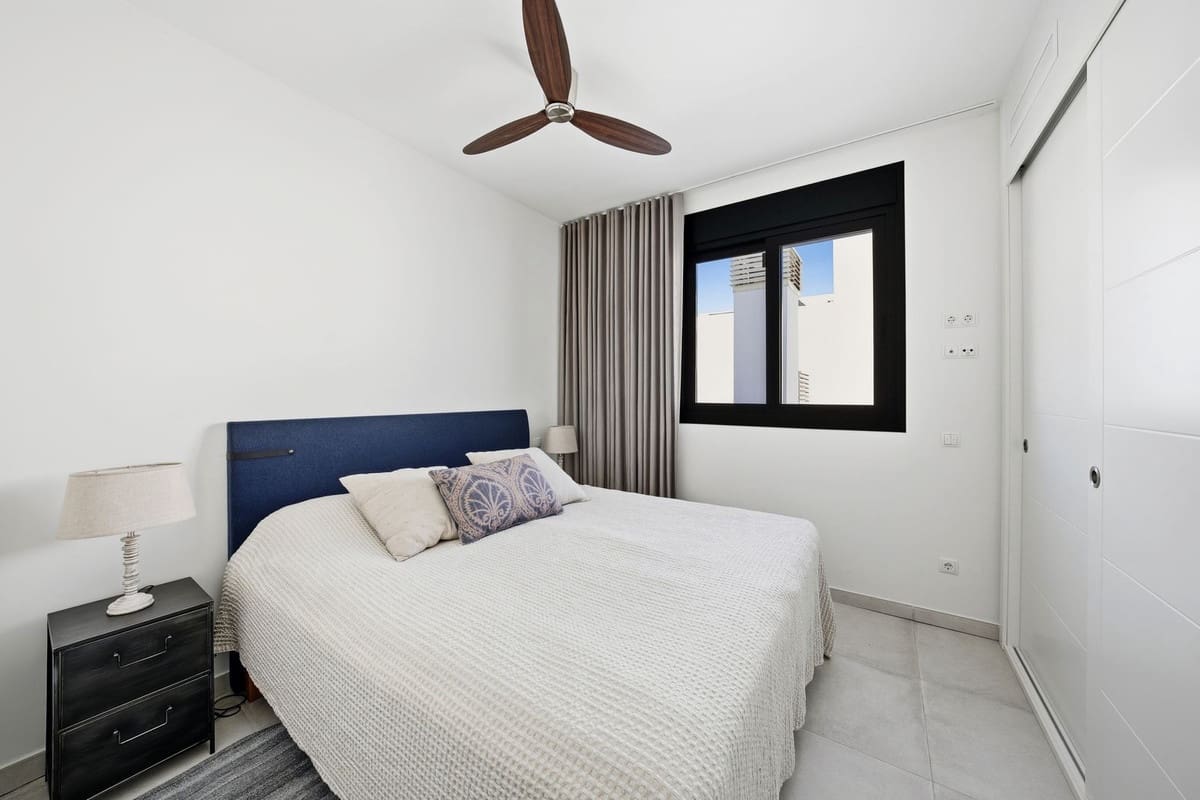 3 sovrum Takvåning till salu i Benahavis med pool garage - 1 180 000 € (Ref: 9441228)