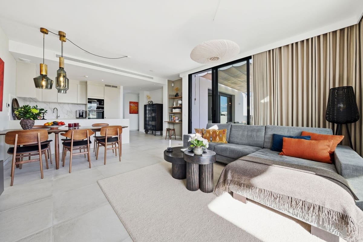 3 sovrum Takvåning till salu i Benahavis med pool garage - 1 180 000 € (Ref: 9441228)