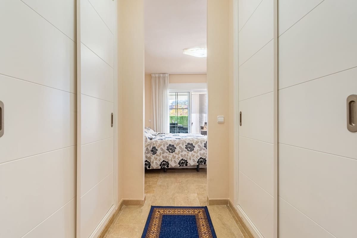 3 sypialnia Apartament na sprzedaż w La Cala de Mijas z basenem garażem - 799 000 € (Ref: 9441229)