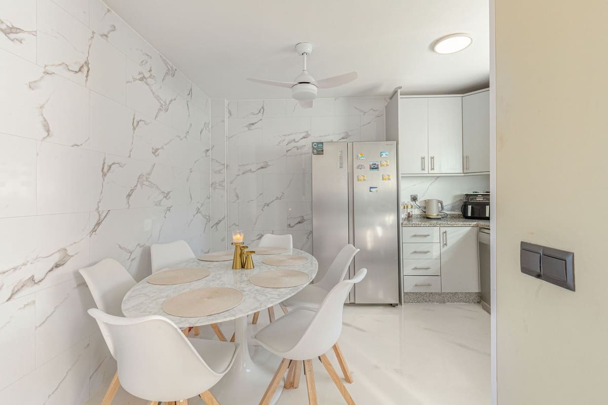 5 sypialnia Dom na sprzedaż w Manilva z basenem garażem - 499 000 € (Ref: 9441230)