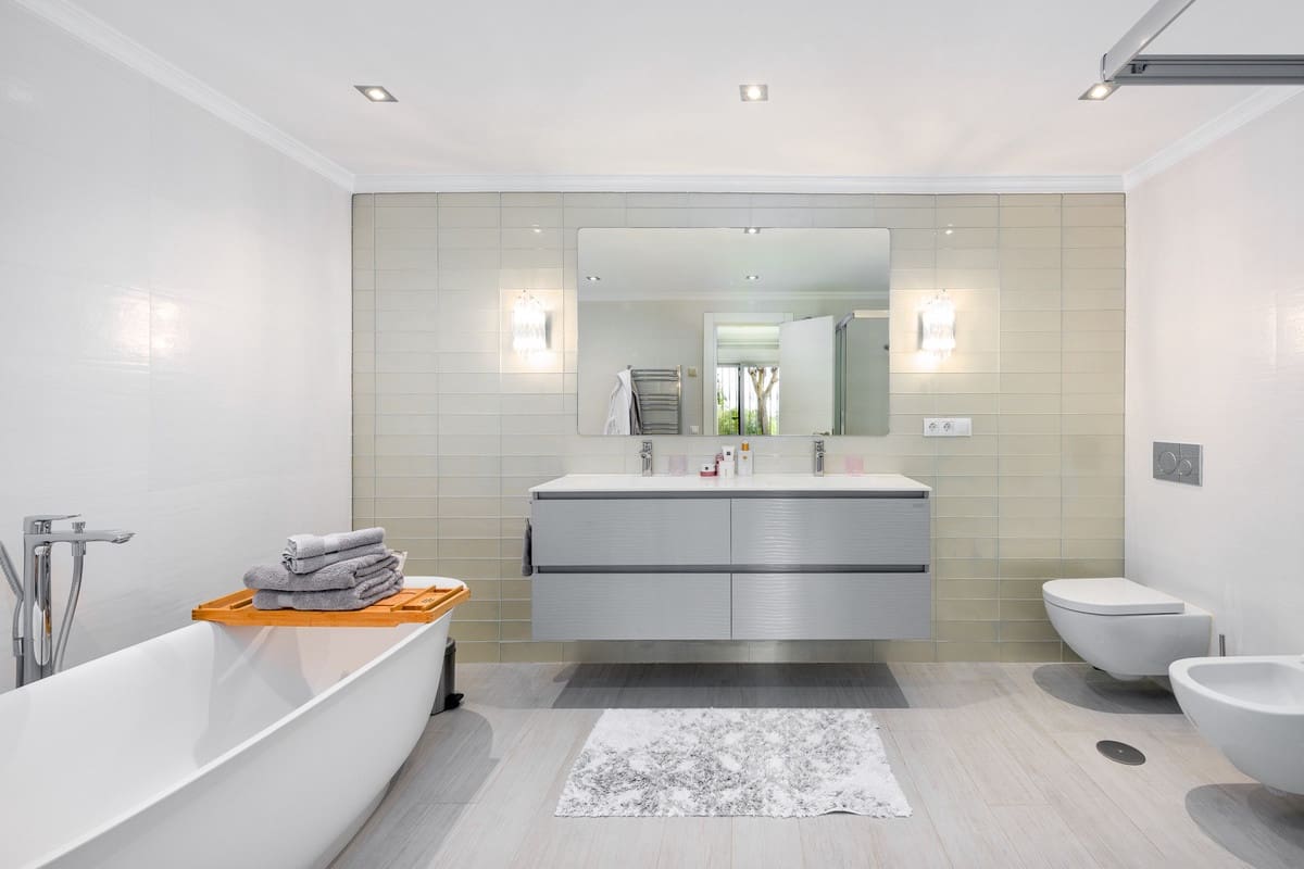 2 slaapkamer Appartement te koop in Monte Halcones met zwembad garage - € 680.000 (Ref: 9441667)