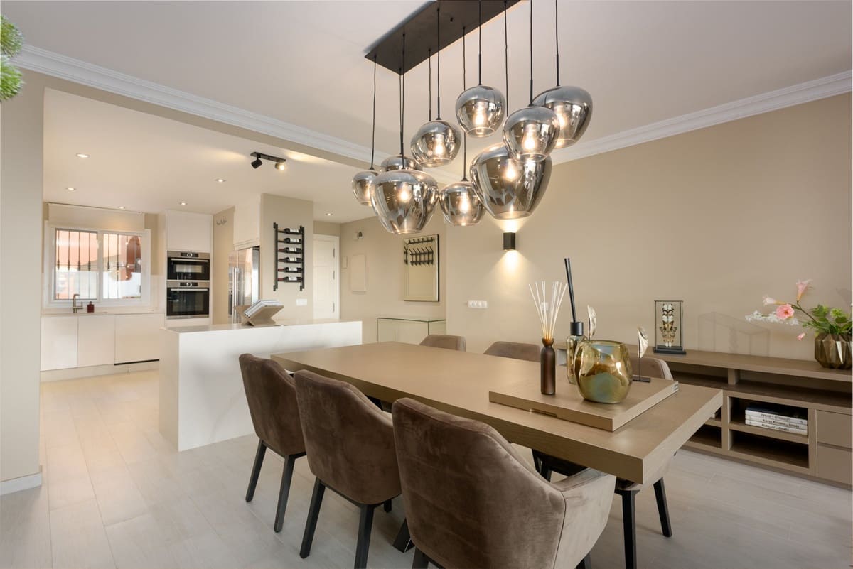 2 slaapkamer Appartement te koop in Monte Halcones met zwembad garage - € 680.000 (Ref: 9441667)