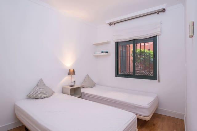 4 soveværelse Lejlighed til salg i Elviria, Marbella med swimmingpool garage - € 529.000 (Ref: 9445506)