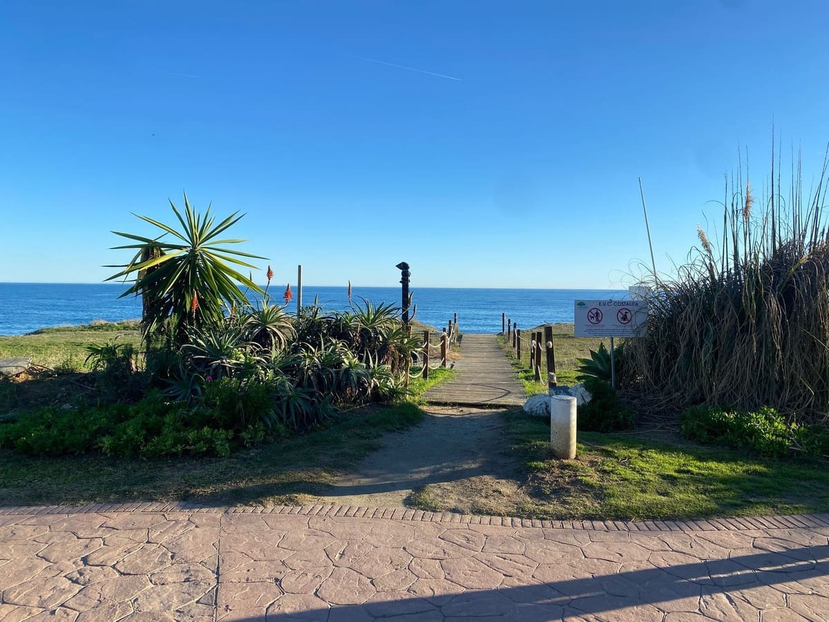 1 camera da letto Appartamento in vendita in Costalita con piscina garage - 299.000 € (Rif: 9445507)