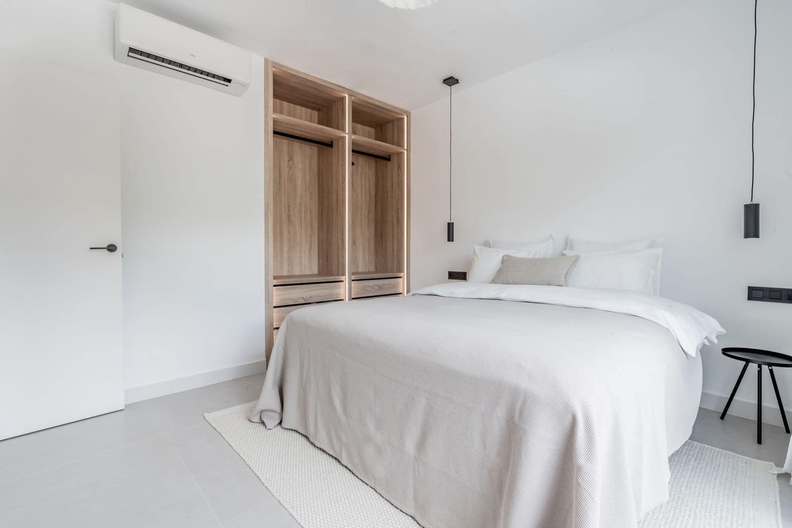 3 bedroom Apartment for sale in Aloha Golf with pool garage - € 850,000 (Ref: 9445544)