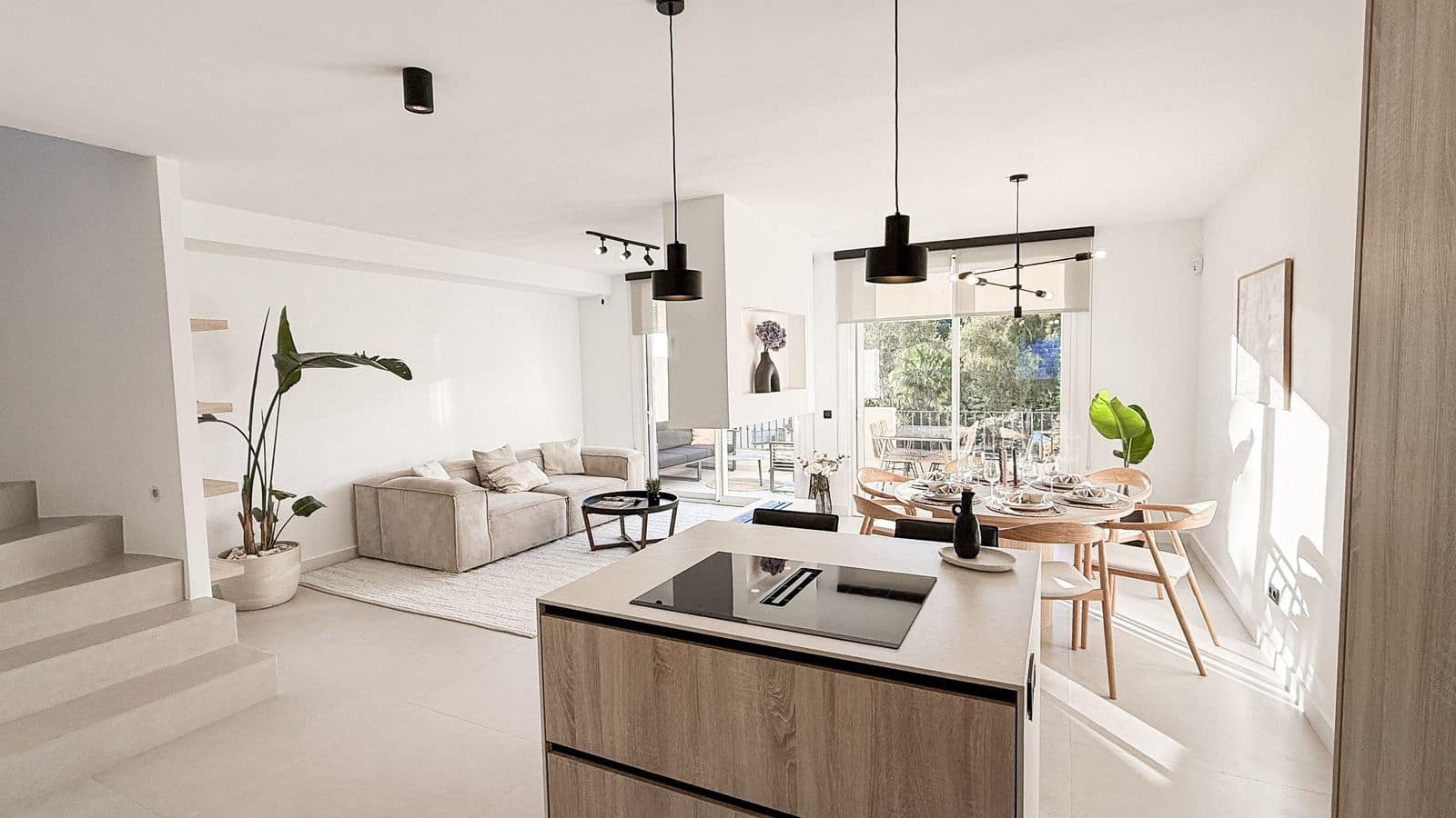 3 bedroom Apartment for sale in Aloha Golf with pool garage - € 850,000 (Ref: 9445544)