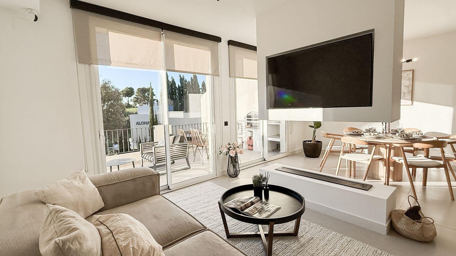 3 bedroom Apartment for sale in Aloha Golf with pool garage - € 850,000 (Ref: 9445544)