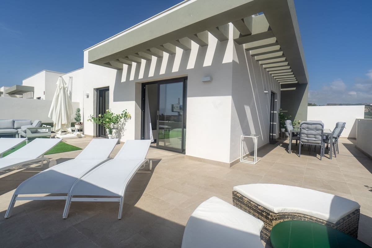 3 bedroom Penthouse for sale in Casares with pool garage - € 790,000 (Ref: 9447099)