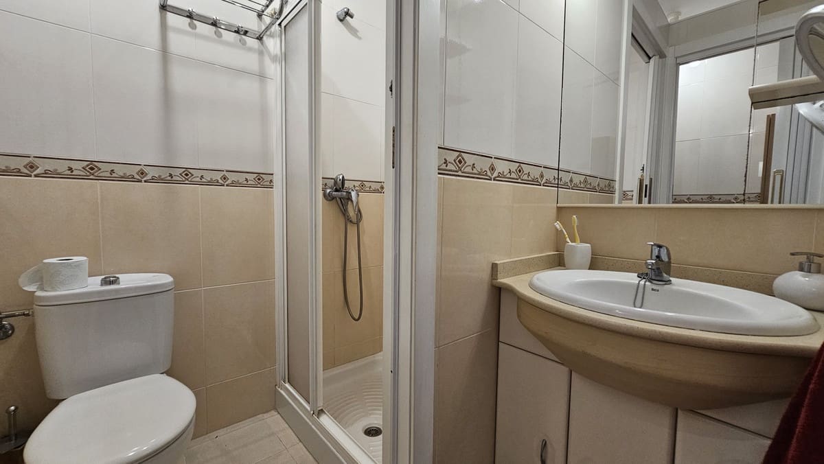 2 soverom Leilighet til salgs i Casares med svømmebasseng garasje - € 240 000 (Ref: 9448524)