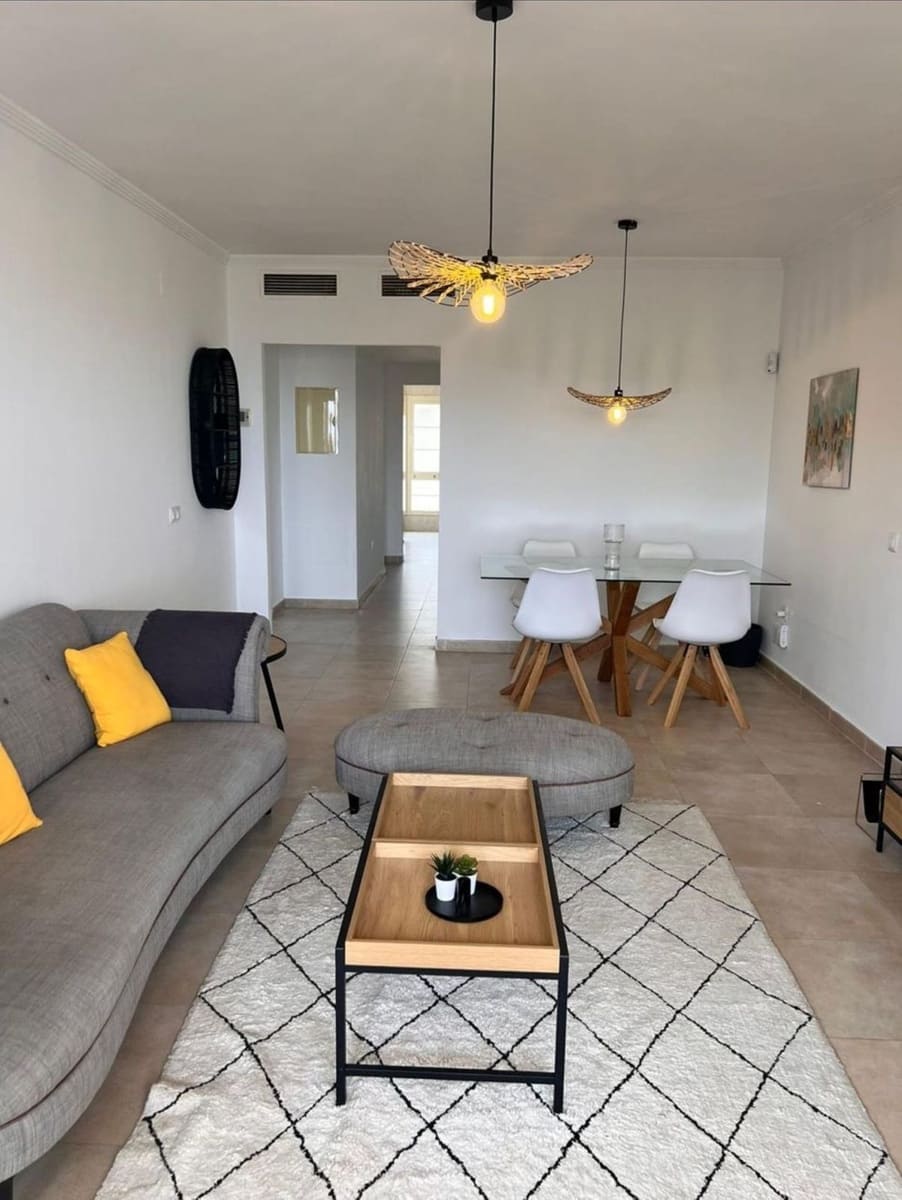 3 makuuhuone Huoneisto myytävänä paikassa Mijas Costa mukana uima-altaan 
autotalli - 360 000 € (Ref: 9467838)