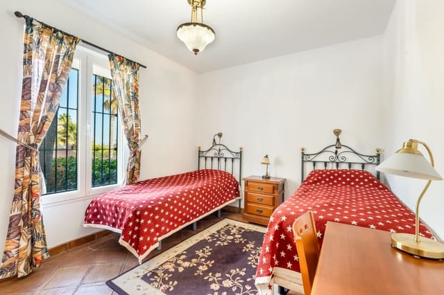 2 camera da letto Appartamento in vendita in Casares con piscina garage - 585.000 € (Rif: 9478973)