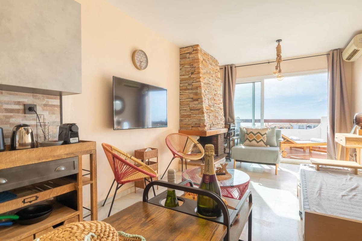 1 bedroom Apartment for sale in Calahonda with pool garage - € 220,000 (Ref: 9478979)