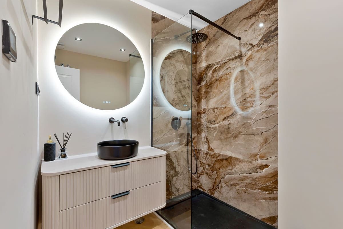 4 quarto Casa em Banda para venda em New Golden Mile com piscina garagem - 730 000 € (Ref: 9480775)