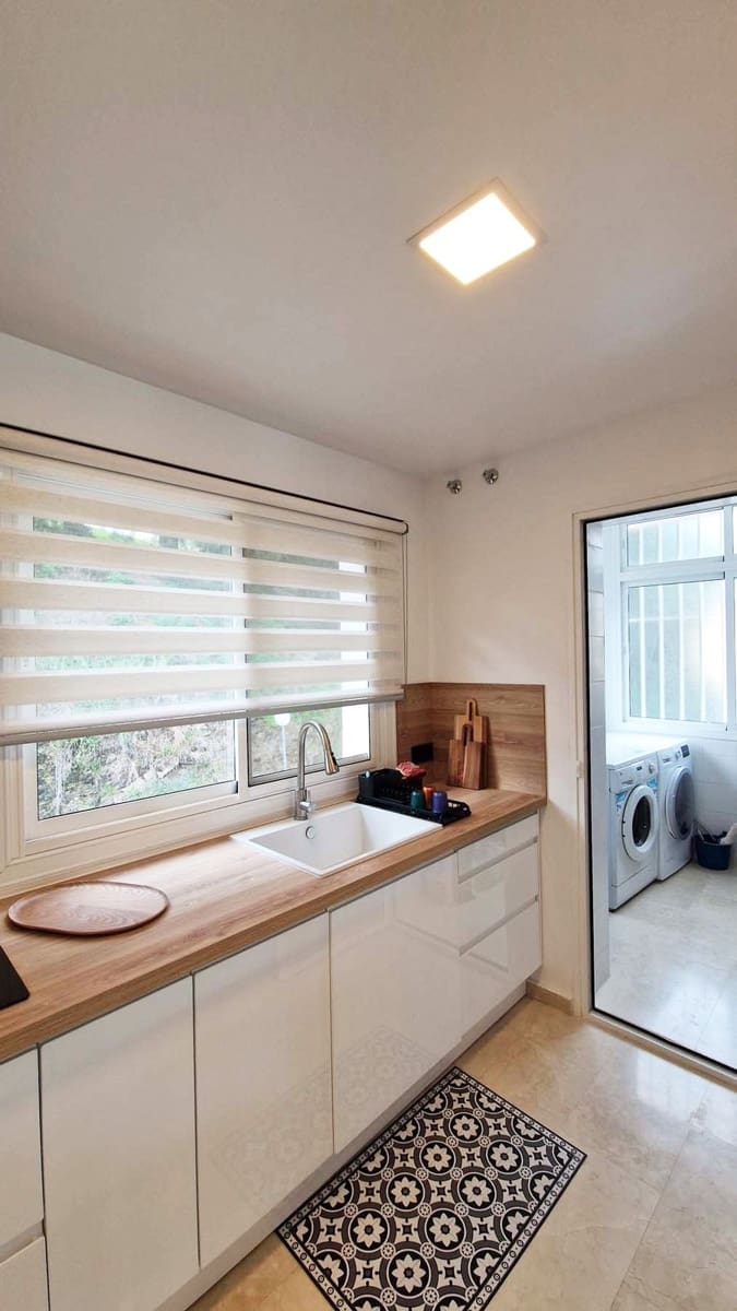 3 bedroom Penthouse for sale in Benalmadena with pool - € 795,000 (Ref: 9481685)