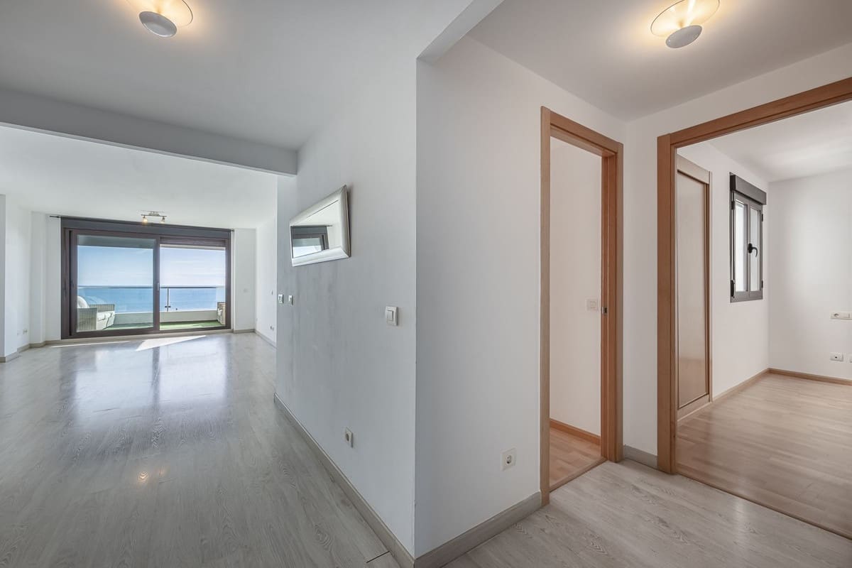 2 sypialnia Apartament na sprzedaż w Casares z basenem garażem - 350 000 € (Ref: 9483300)