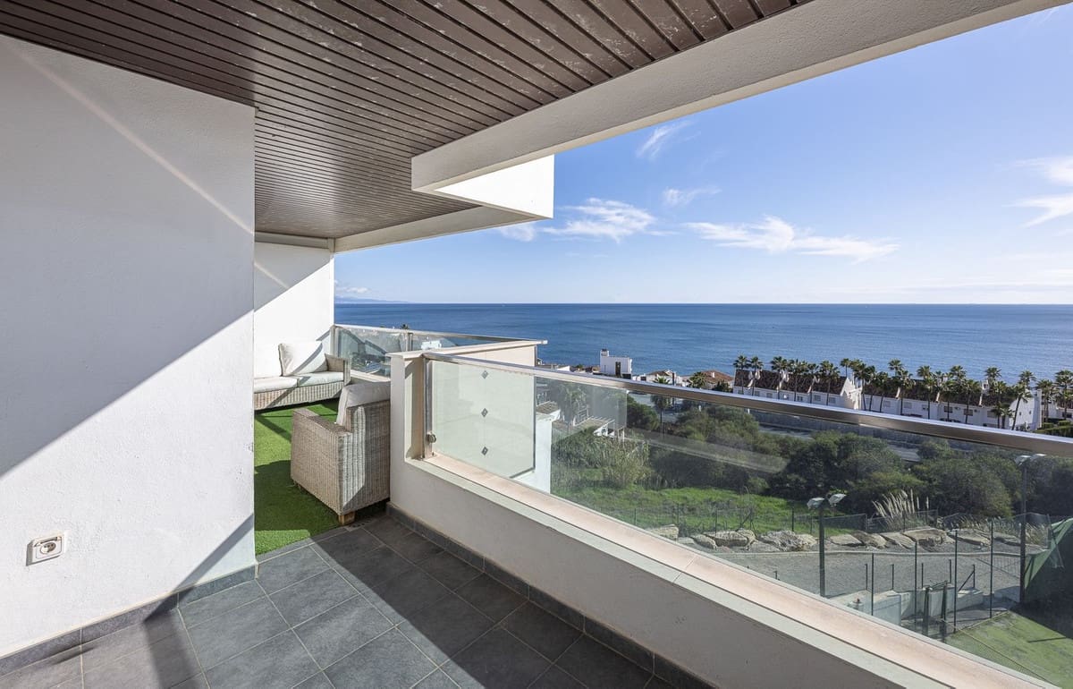 2 sypialnia Apartament na sprzedaż w Casares z basenem garażem - 350 000 € (Ref: 9483300)