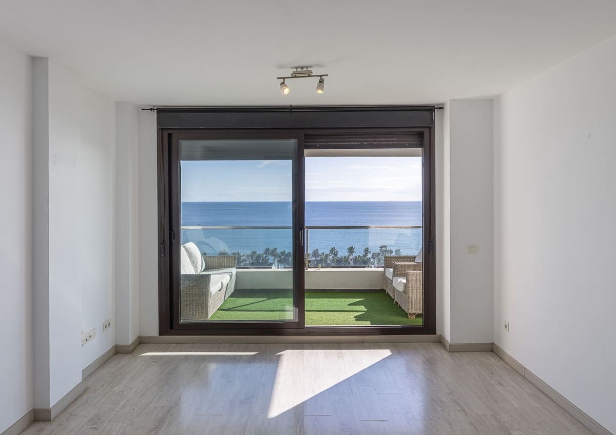 2 sypialnia Apartament na sprzedaż w Casares z basenem garażem - 350 000 € (Ref: 9483300)