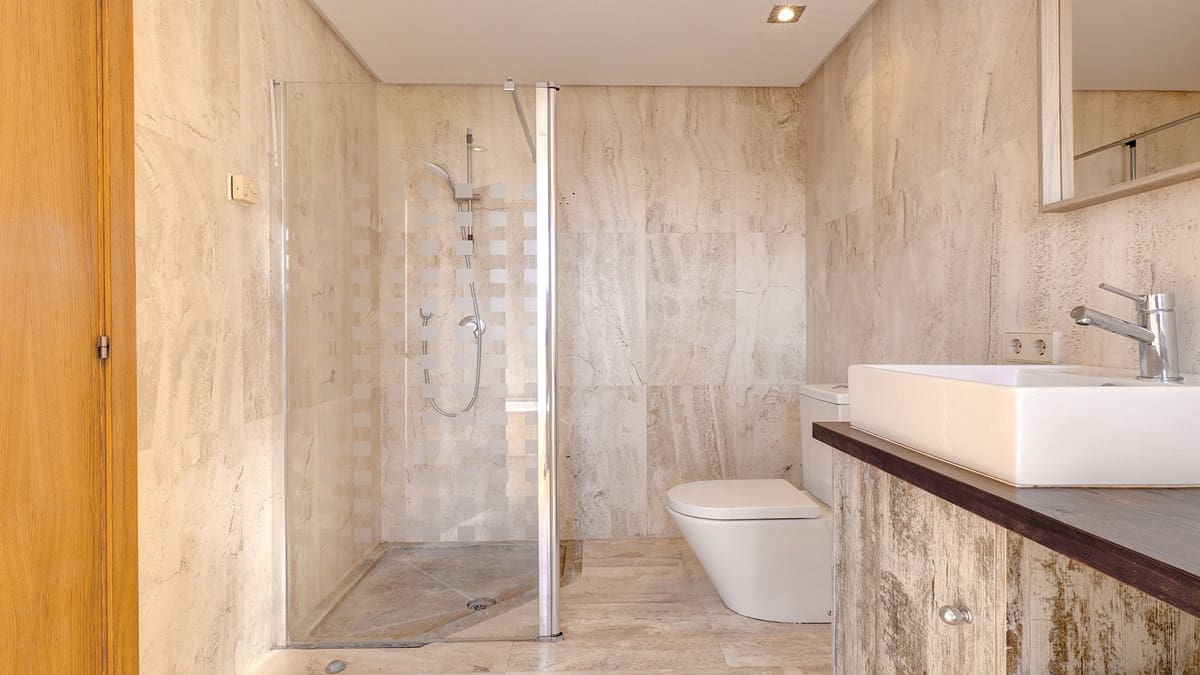 2 bedroom Townhouse for sale in Manilva with pool garage - € 400,000 (Ref: 9488045)