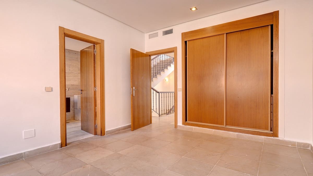 2 bedroom Townhouse for sale in Manilva with pool garage - € 400,000 (Ref: 9488045)