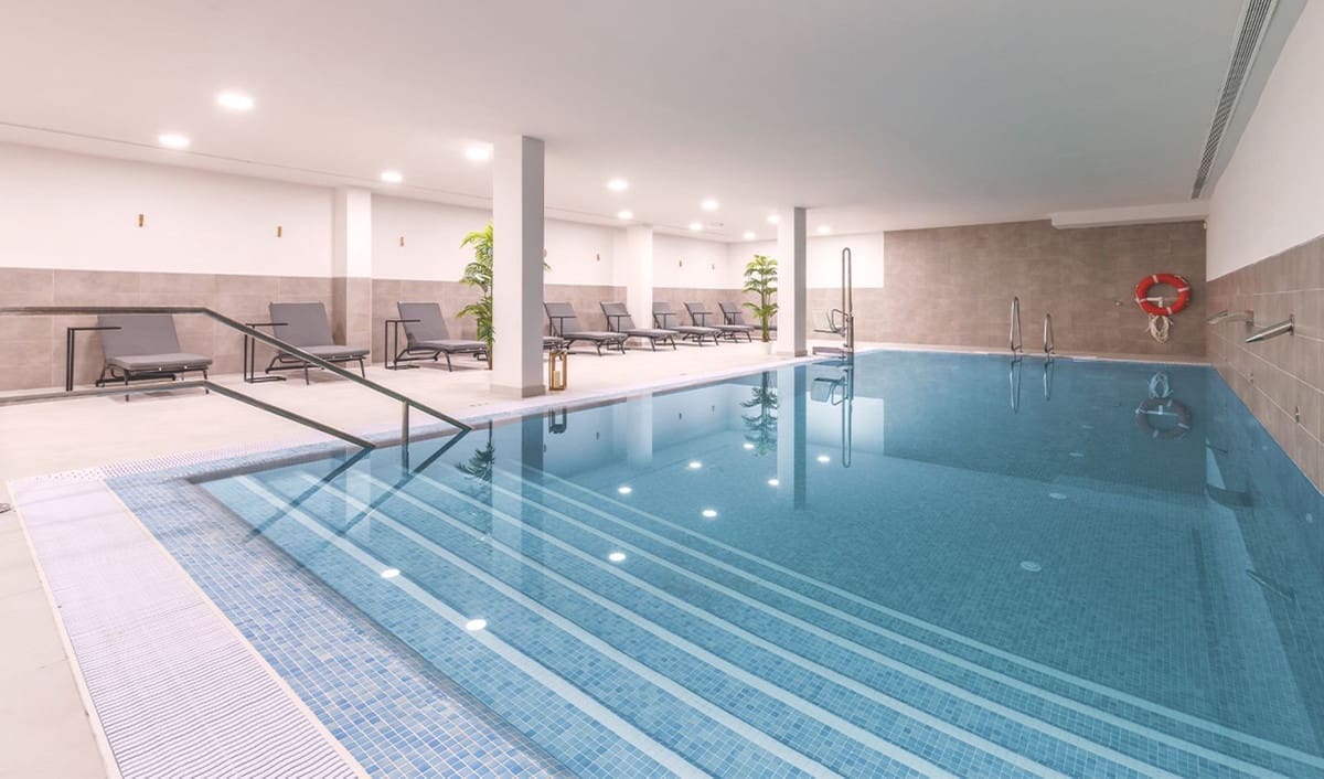 3 slaapkamer Appartement te koop in La Cala de Mijas met zwembad garage - € 575.000 (Ref: 9490934)