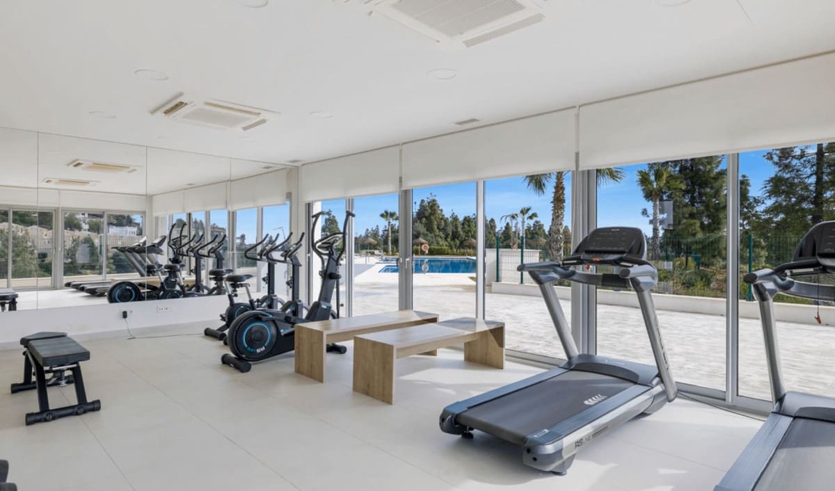 3 slaapkamer Appartement te koop in La Cala de Mijas met zwembad garage - € 575.000 (Ref: 9490934)