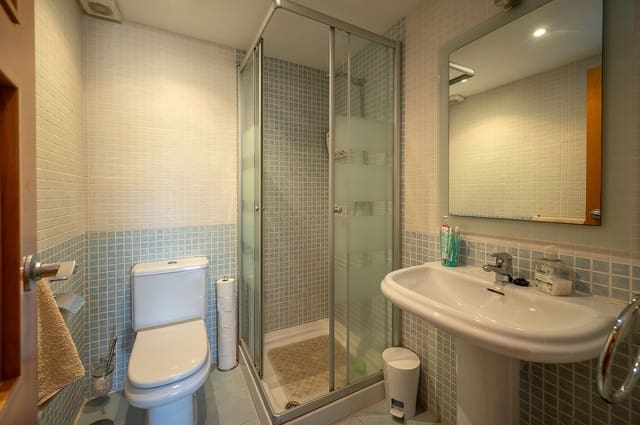 2 bedroom Penthouse for sale in La Cala de Mijas, Mijas with pool garage - € 350,000 (Ref: 9490938)