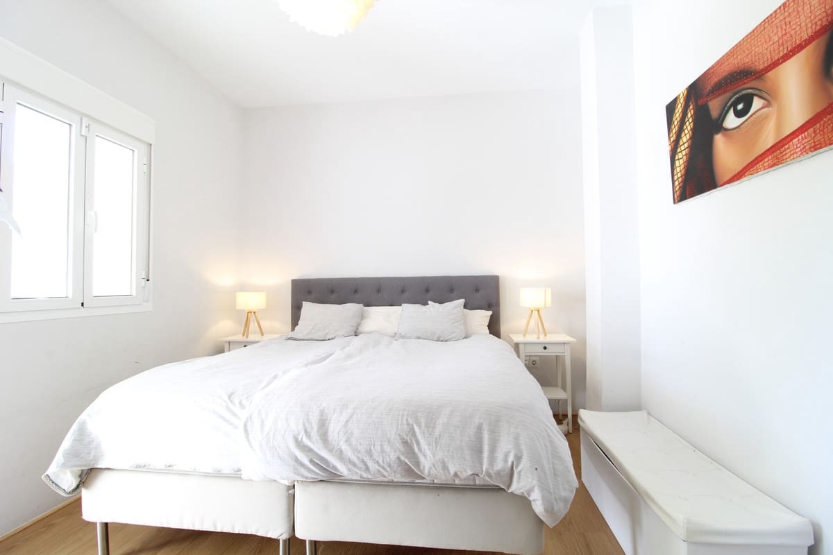 3 bedroom Townhouse for sale in New Golden Mile with pool garage - € 399,000 (Ref: 9496438)