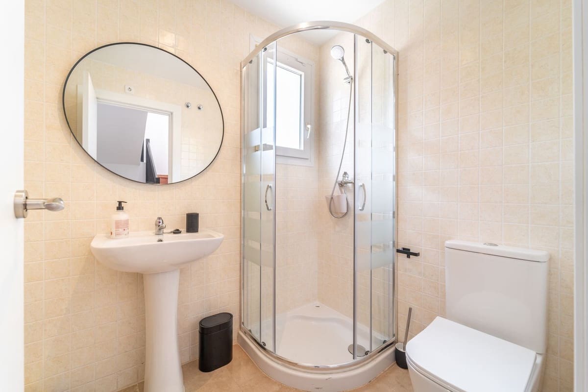 3 bedroom Penthouse for sale in Manilva with pool garage - € 450,000 (Ref: 9496545)