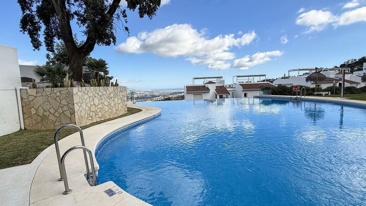 3 camera da letto Appartamento in vendita in La Mairena con piscina garage - 475.000 € (Rif: 9503005)