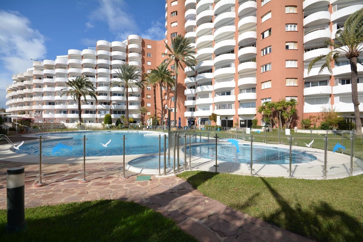 1 bedroom Apartment for sale in Marbesa with pool - € 250,000 (Ref: 9503703)